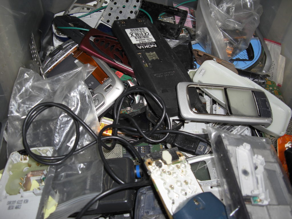 The Easiest Way to Sell Your Old Cell Phone & Small Electronics - Big